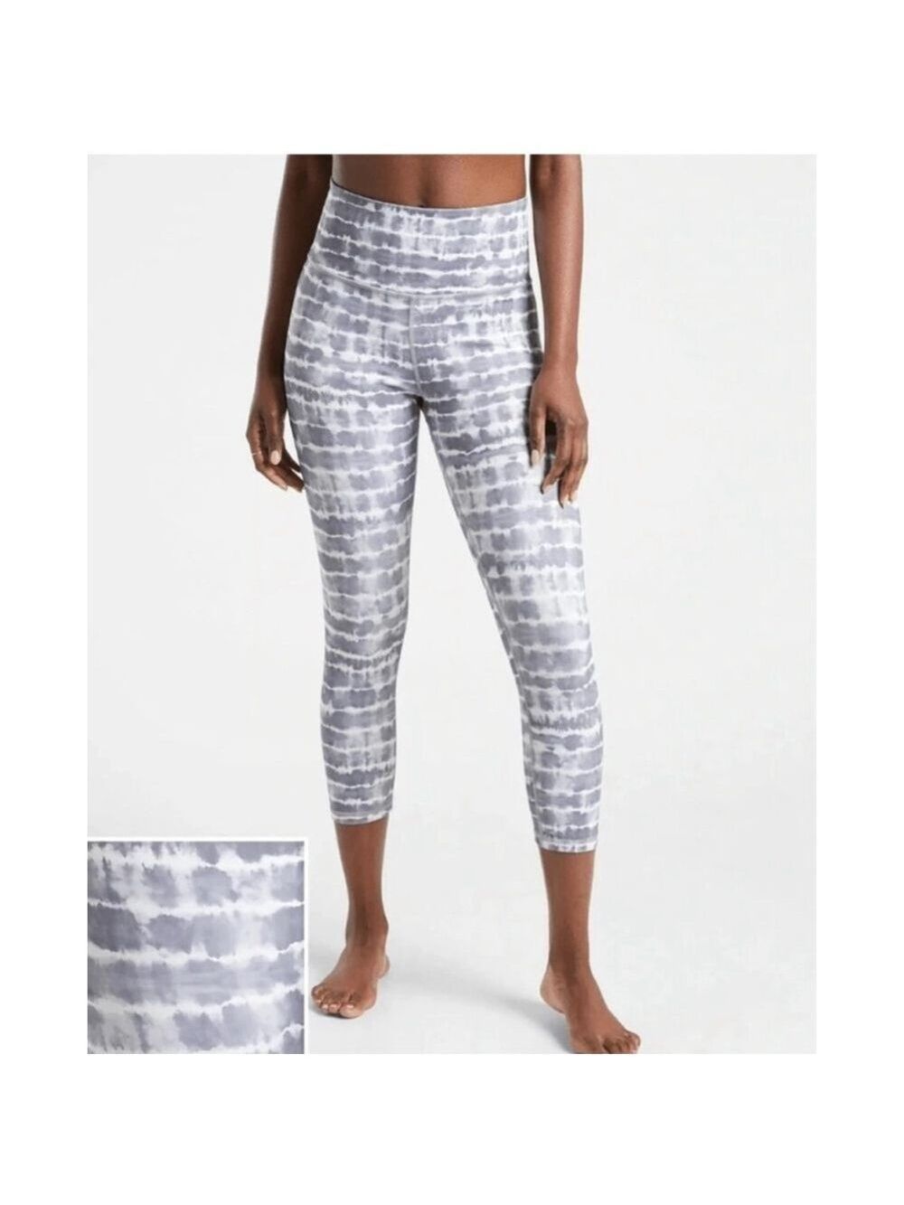 Women's Athleta Elation Printed Capri Tights M Gray White Tie-Dye